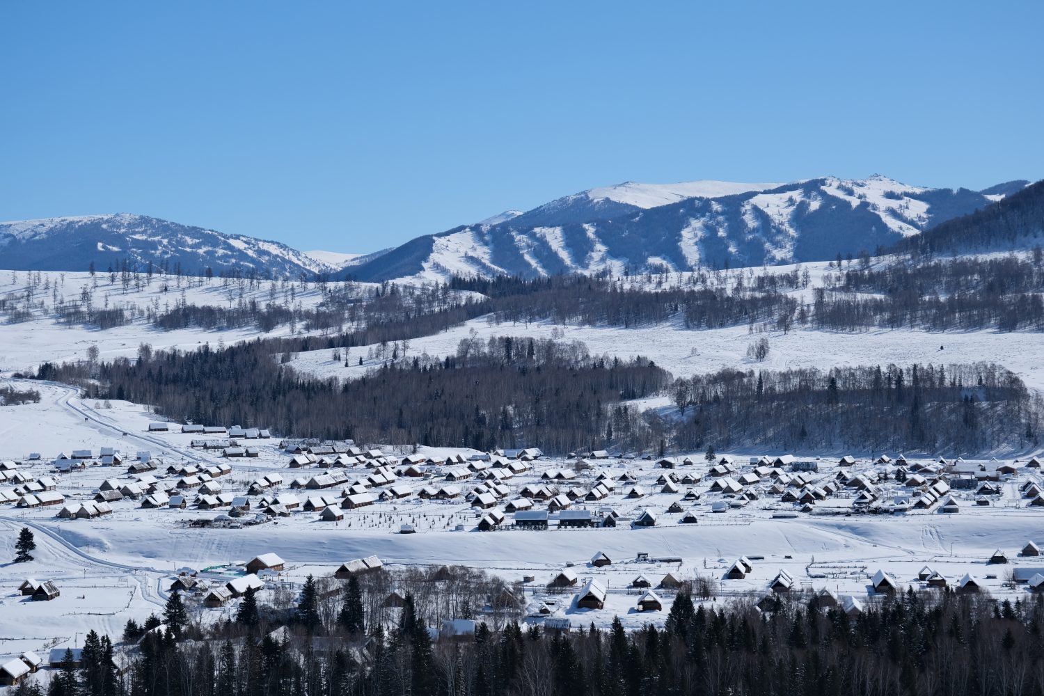 Hemu Village, Altay