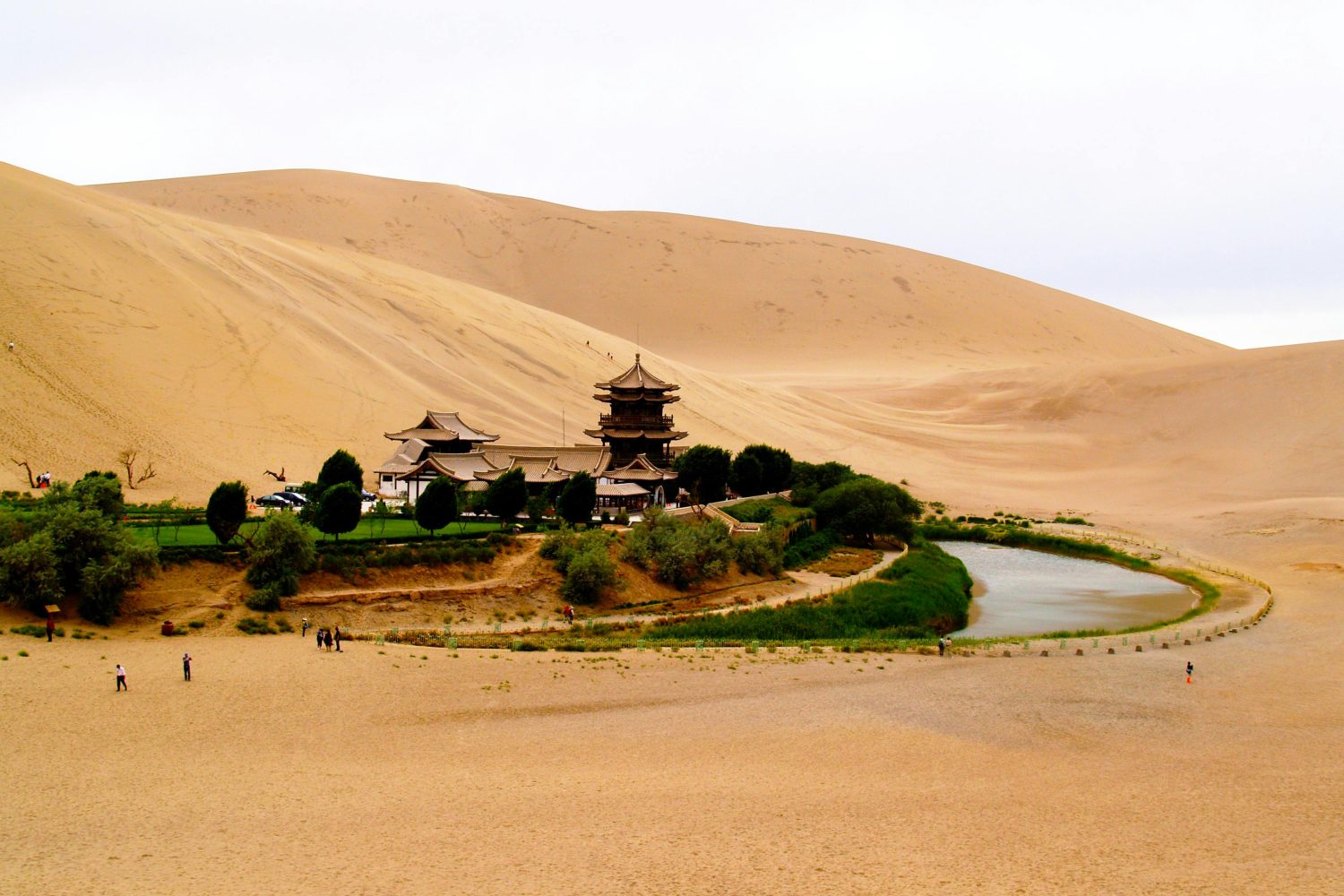 Mingsha Mountain & Crescent Moon Spring, Dunhuang