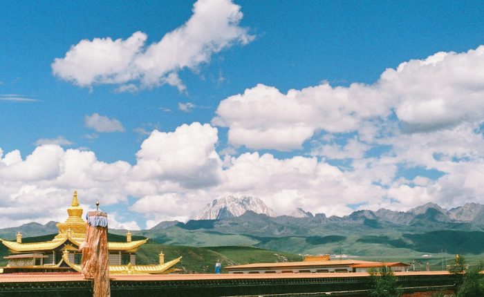 Western Sichuan · Plateau Temples & Tibetan Craft – 14 Days 13 Nights