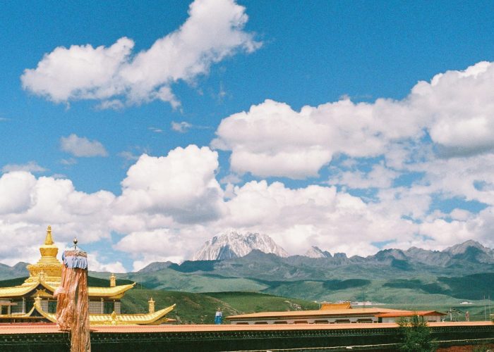 Western Sichuan · Plateau Temples & Tibetan Craft – 14 Days 13 Nights