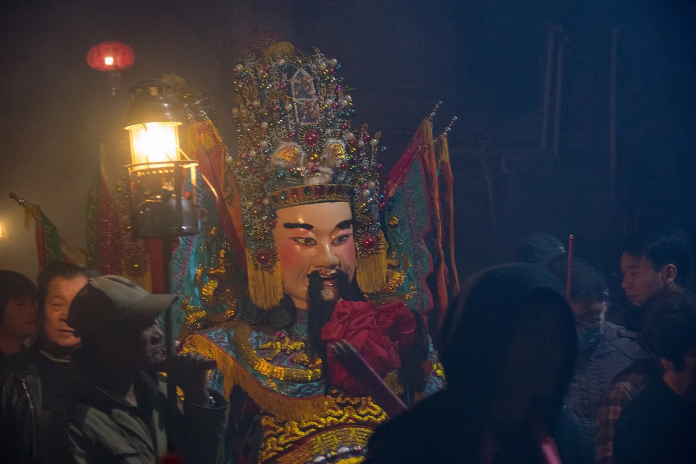 Another view of a Fuzhou-area procession moving through the New Year crowd.